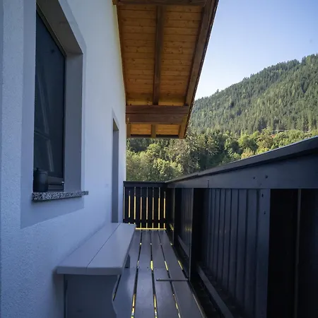 アパート Bachweg フォルスタウ