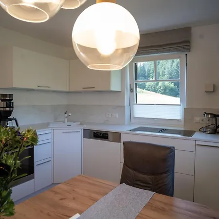 Bachweg * Forstau (Salzburg)